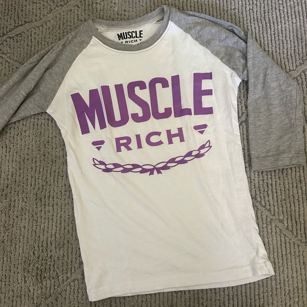 Muscle Rich White and Gray Raglan Tee